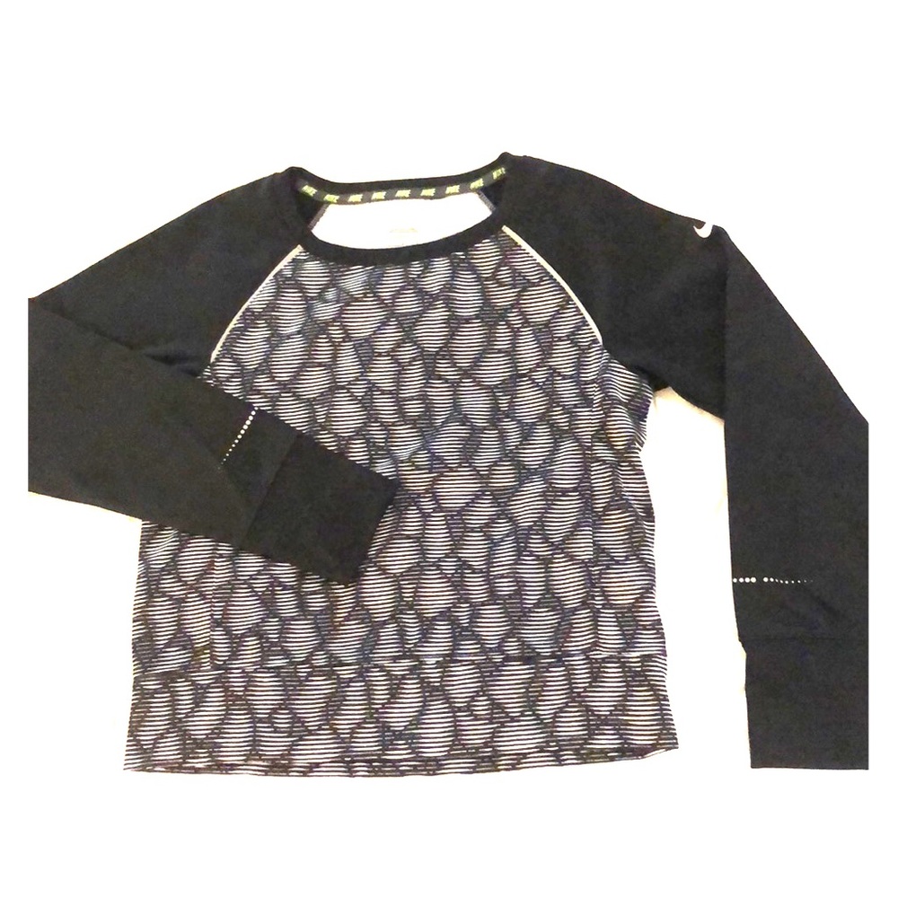Nike Girls Therma Fleece Top
